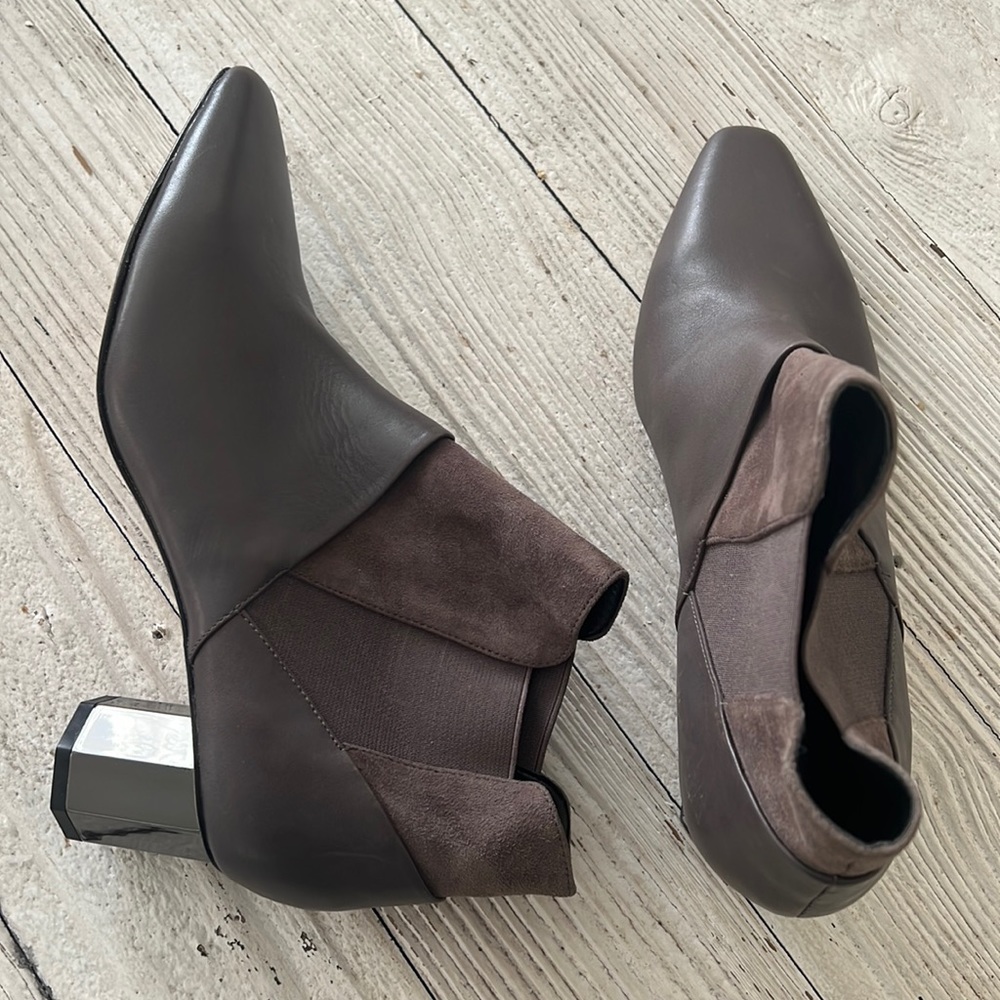 DONALD / PLINER heeled booties - size 9